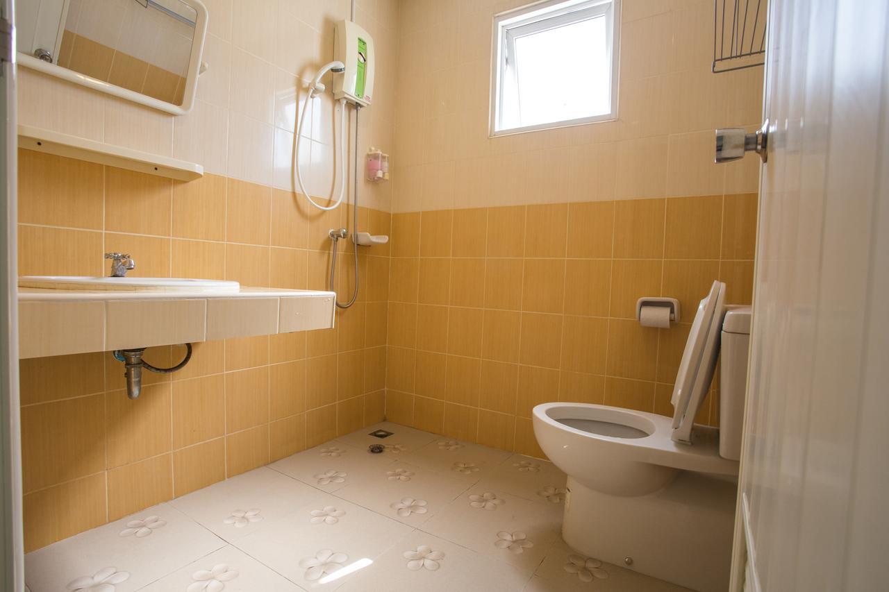 Family Guesthouse Rawai Luaran gambar